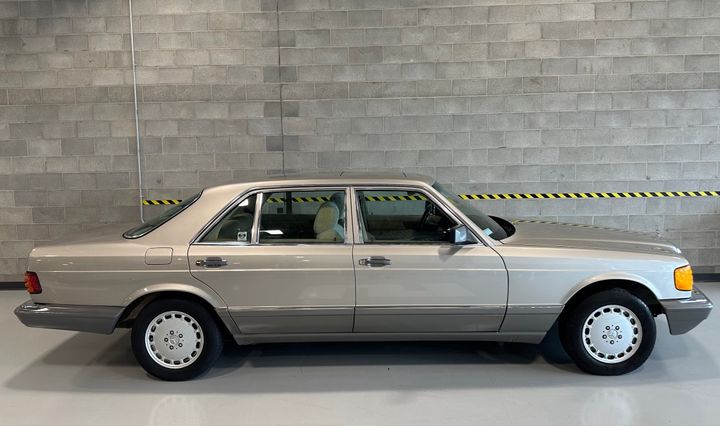 1989 MERCEDES-BENZ 420SEL (W126) - SOLD