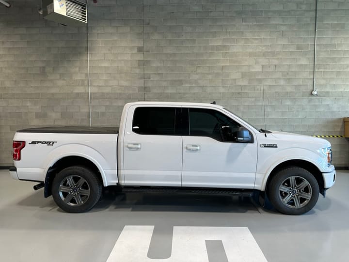 2020 Ford F150 XLT Crew Cab SWB-Sold